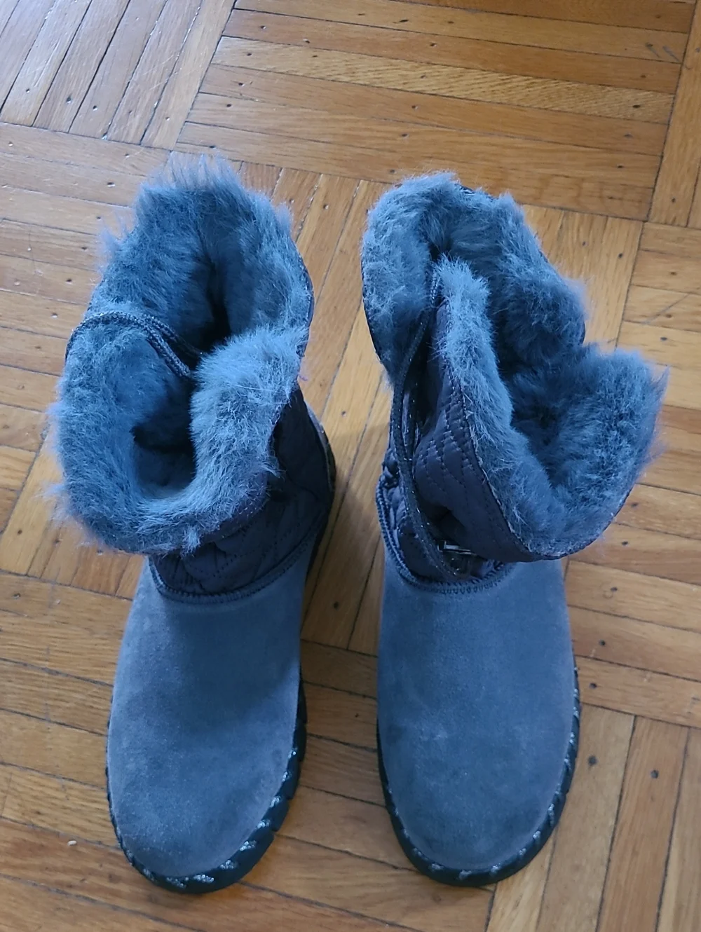 Muk Luks Women's Gray Faux-Fur Winter Boots